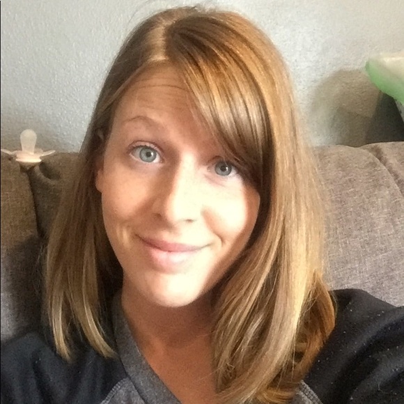 Meet your Posher, Haley - Picture 1 of 1